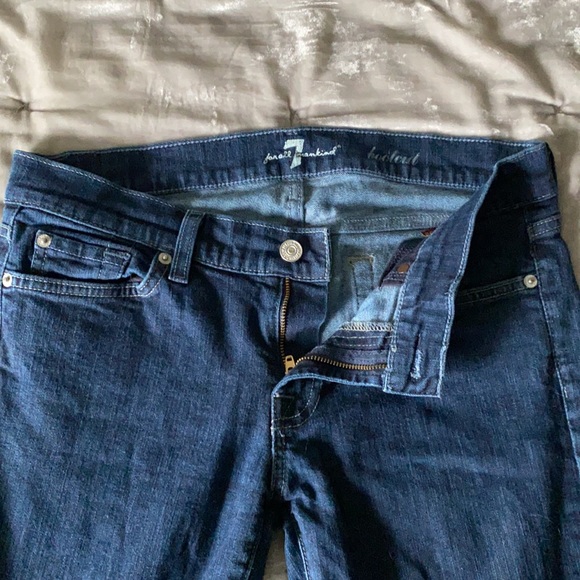 7 for All Mankind mid rise bootcut jeans - Picture 3 of 3